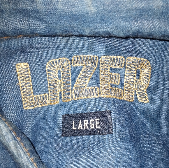 Lazer Denim Long sleeve button up shirt size large. Long sleeve Denim shirt - Picture 3 of 3